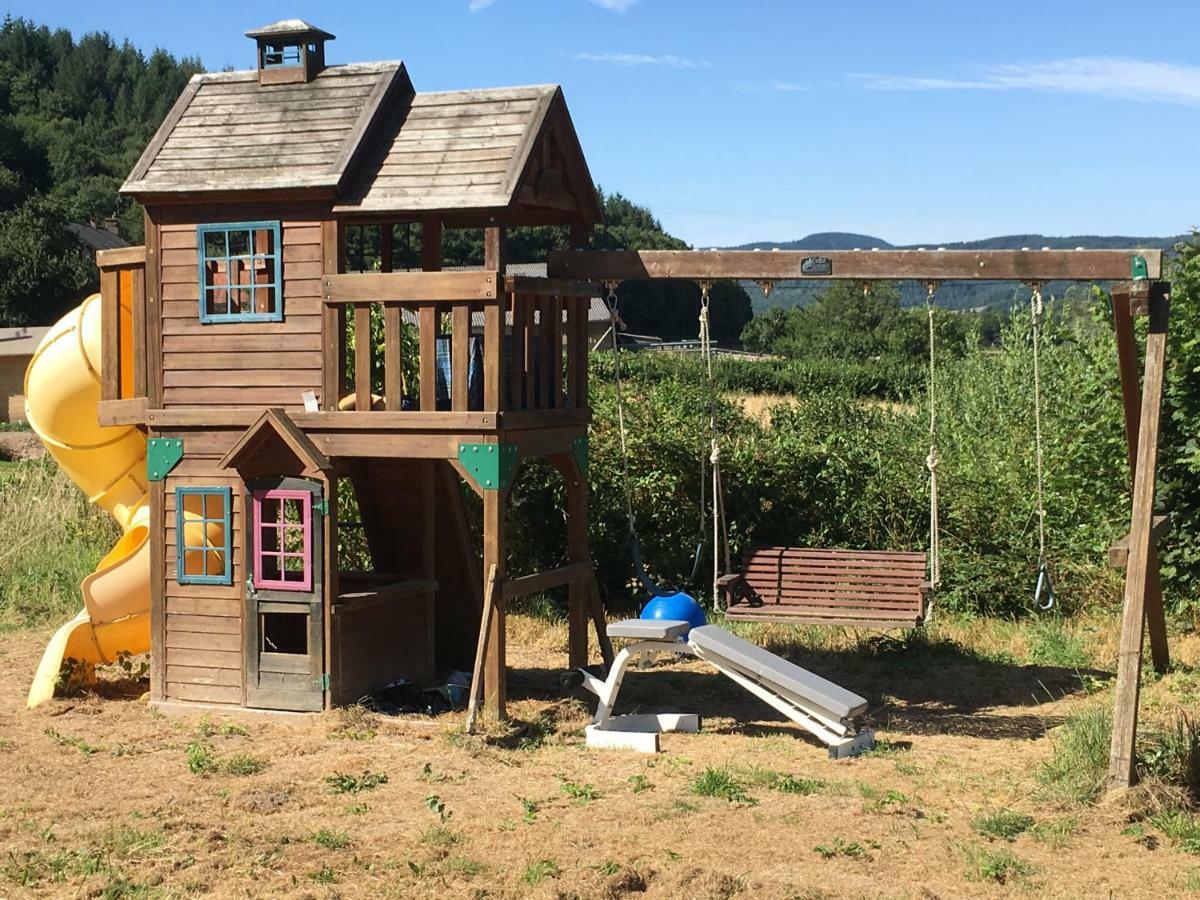 Forét Enchantée De Bourgogne La Celle-En-Morvan Esterno foto
